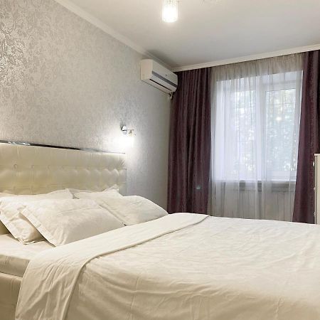 Beautiful 1-Bedroom Near Most City Center นิปโปร ภายนอก รูปภาพ